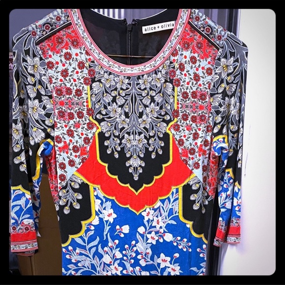 Alice + Olivia Delors midi dress - Picture 3 of 5